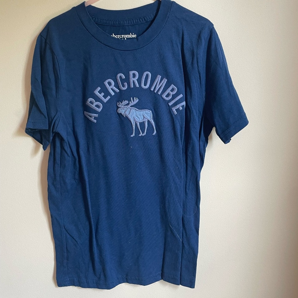 Boys t-shirt 9/10